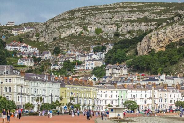 Overton Villa Hotel Llandudno Exterior foto